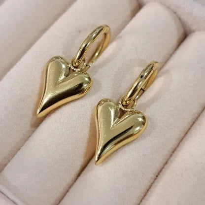 18K Waterproof & Antitarnish Gold Heart Meadow Earrings Pearly Palace